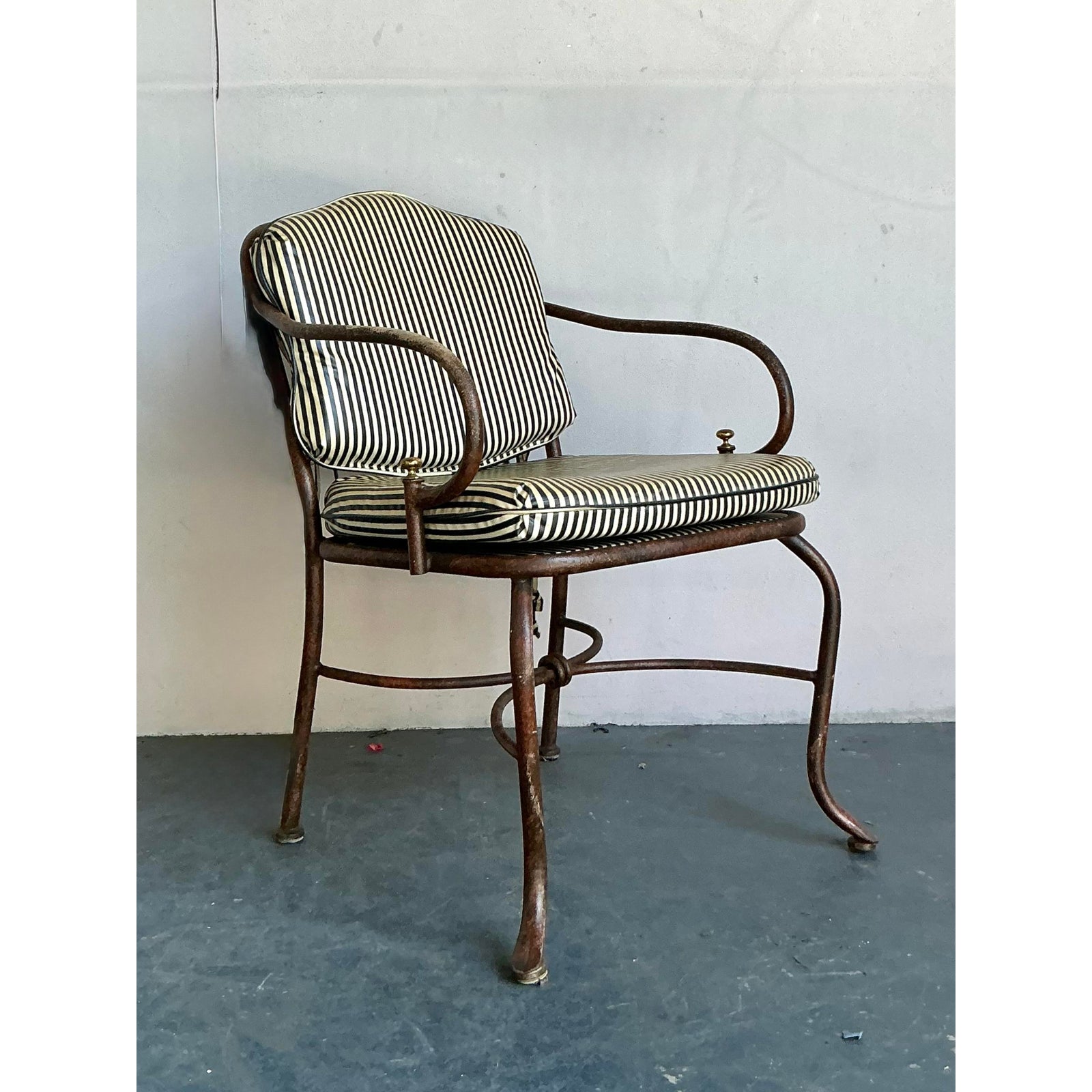 Vintage Regency Cast Aluminum Lounge Chair - Top view