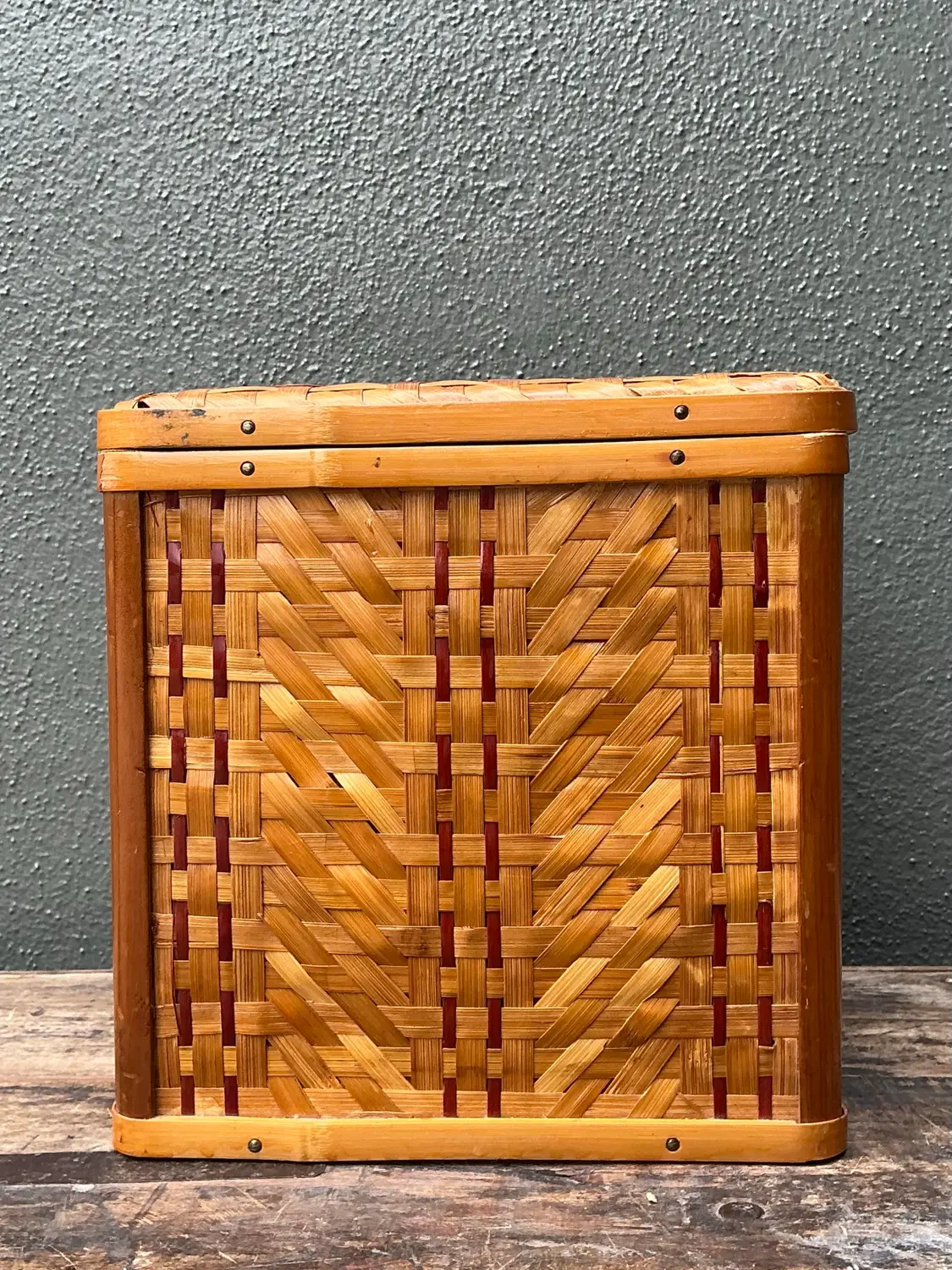 Vintage Shanghai Weave Hinged Lidded Box - Side view