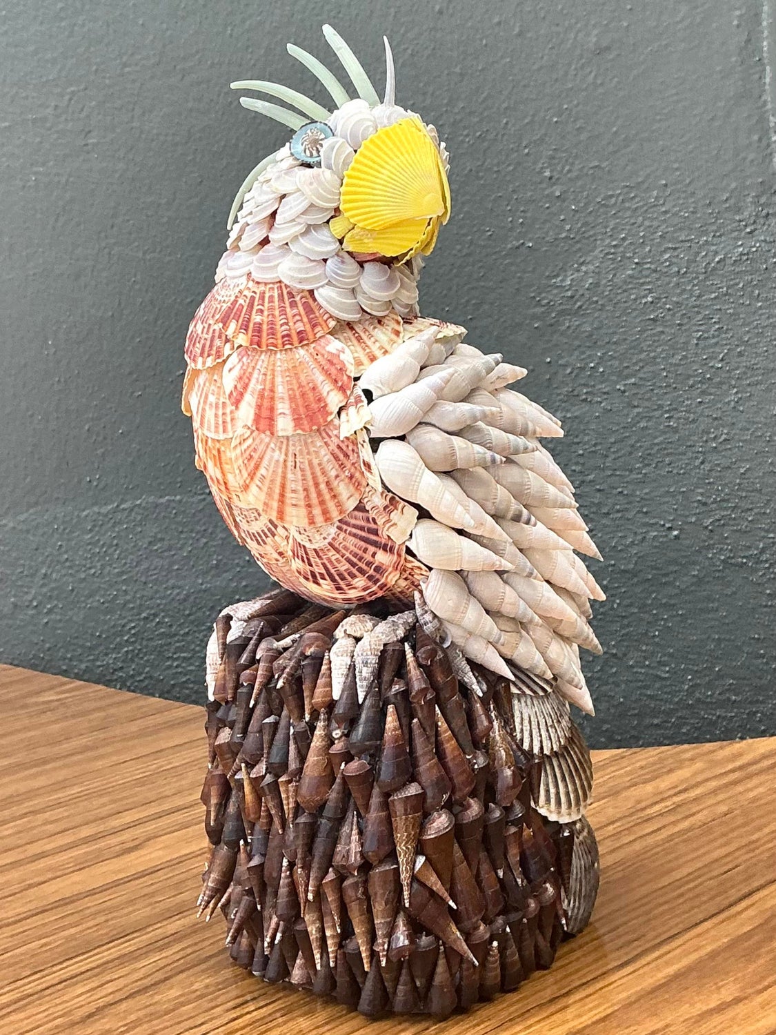 Vintage Shell Encrusted Cockatoo - Detail view