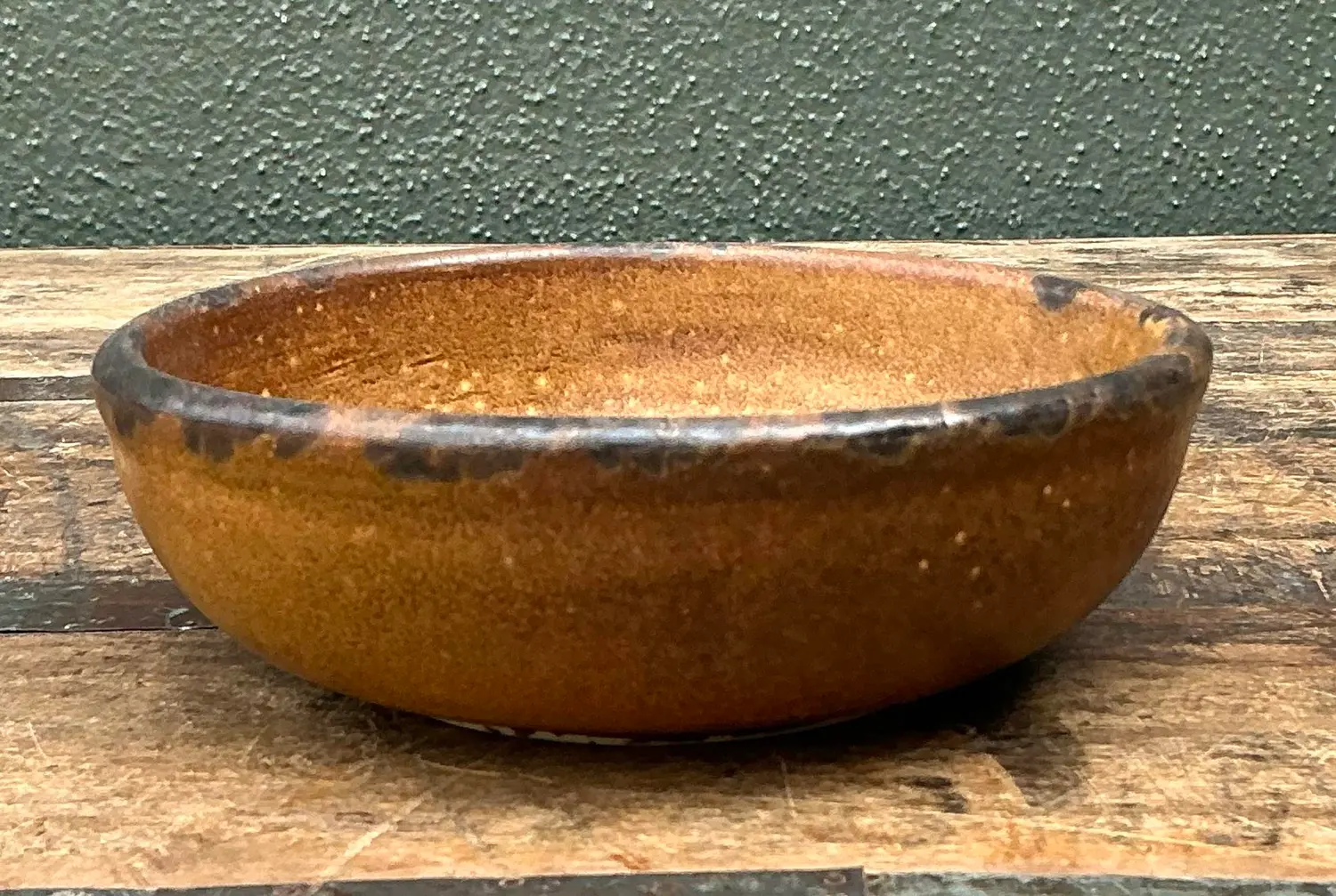 Vintage Styles Mid-Century Modern Glazed Ceramic Bowl - Top view