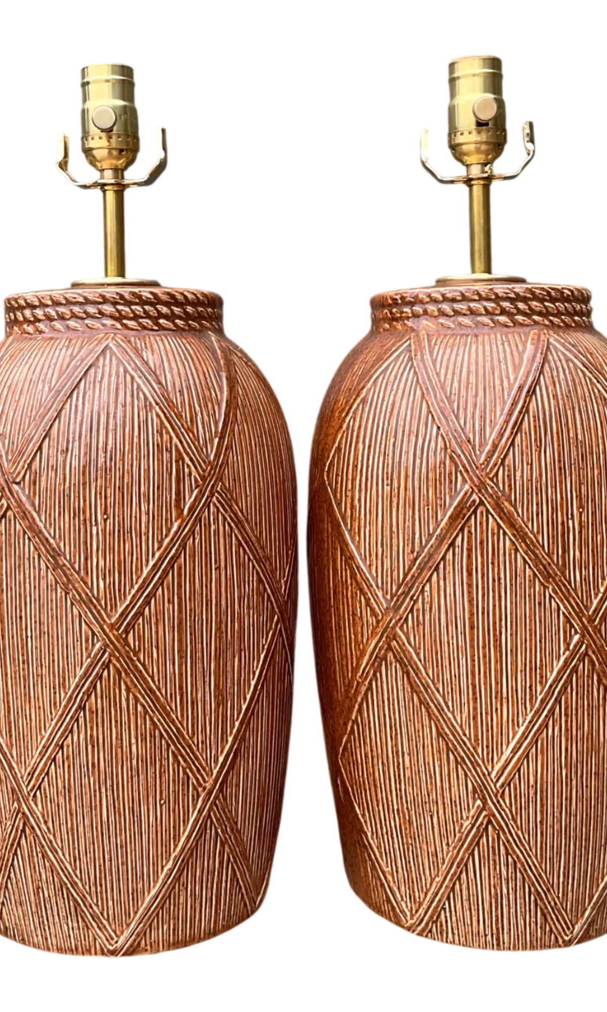 Vintage Textured Ceramic Lamps - A Pair - Detail view