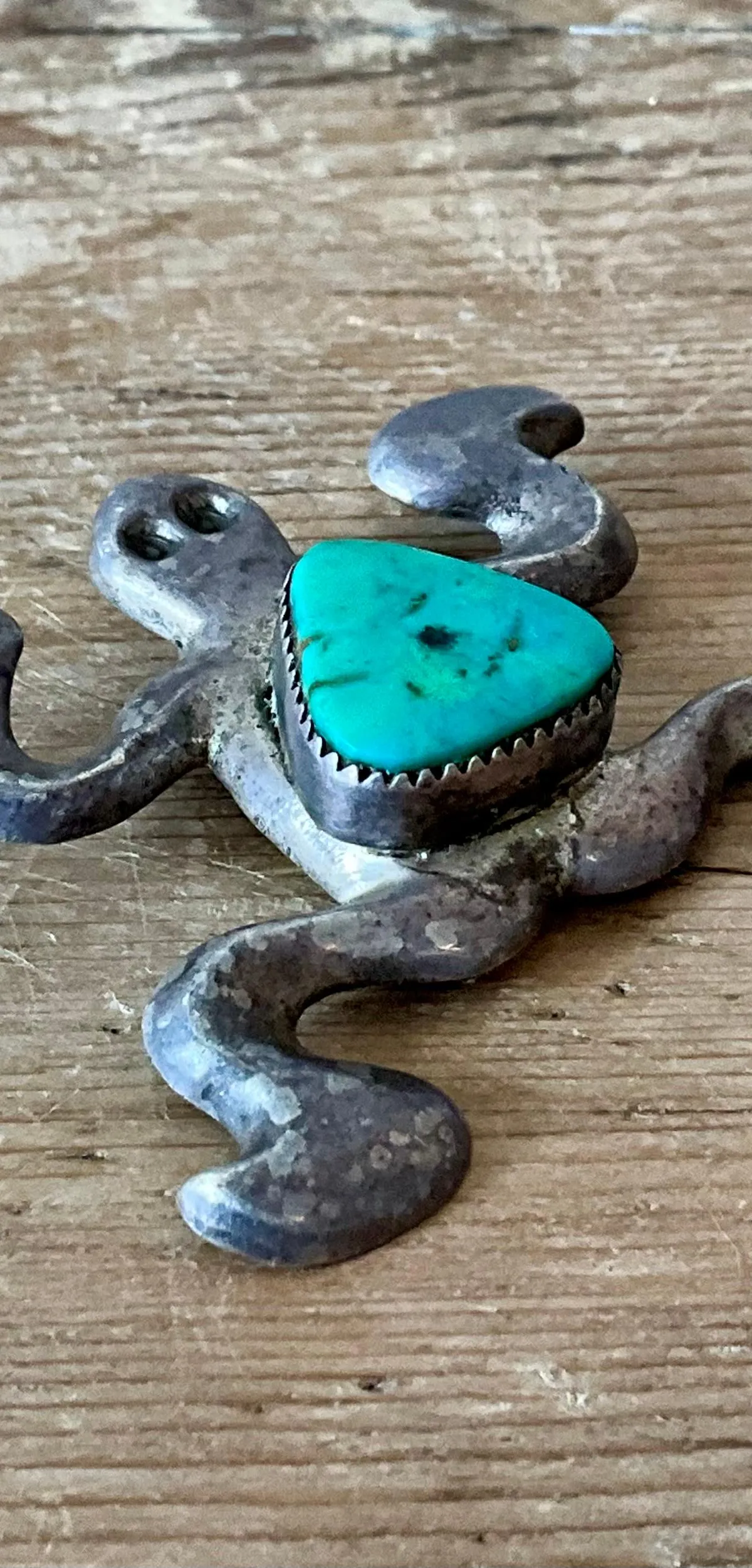 Vintage Native American Silver Inlaid Turquoise Pendant - Bottom view