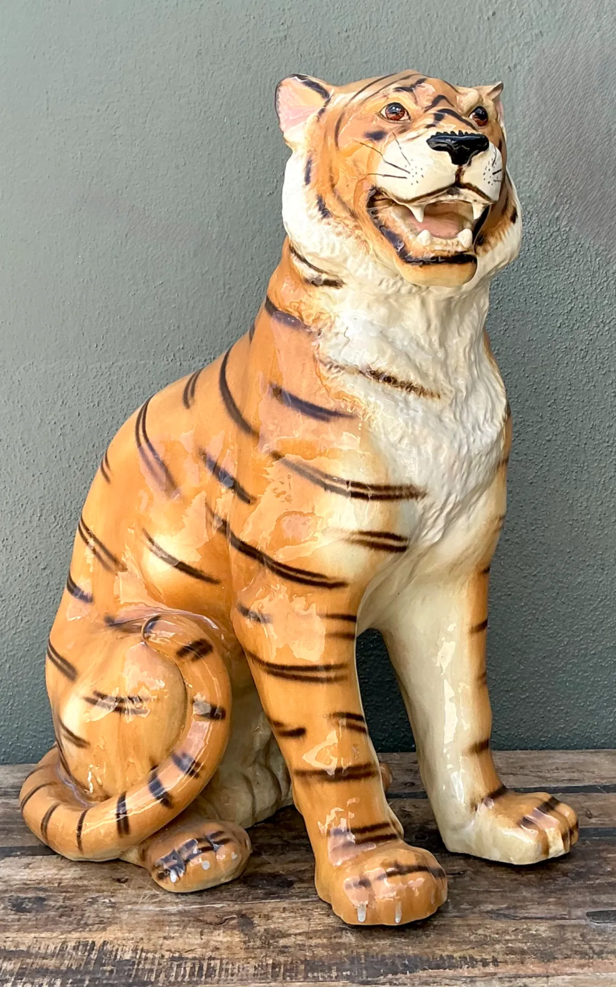 Vintage Italian Ceramic Tiger Statue - Close-up view