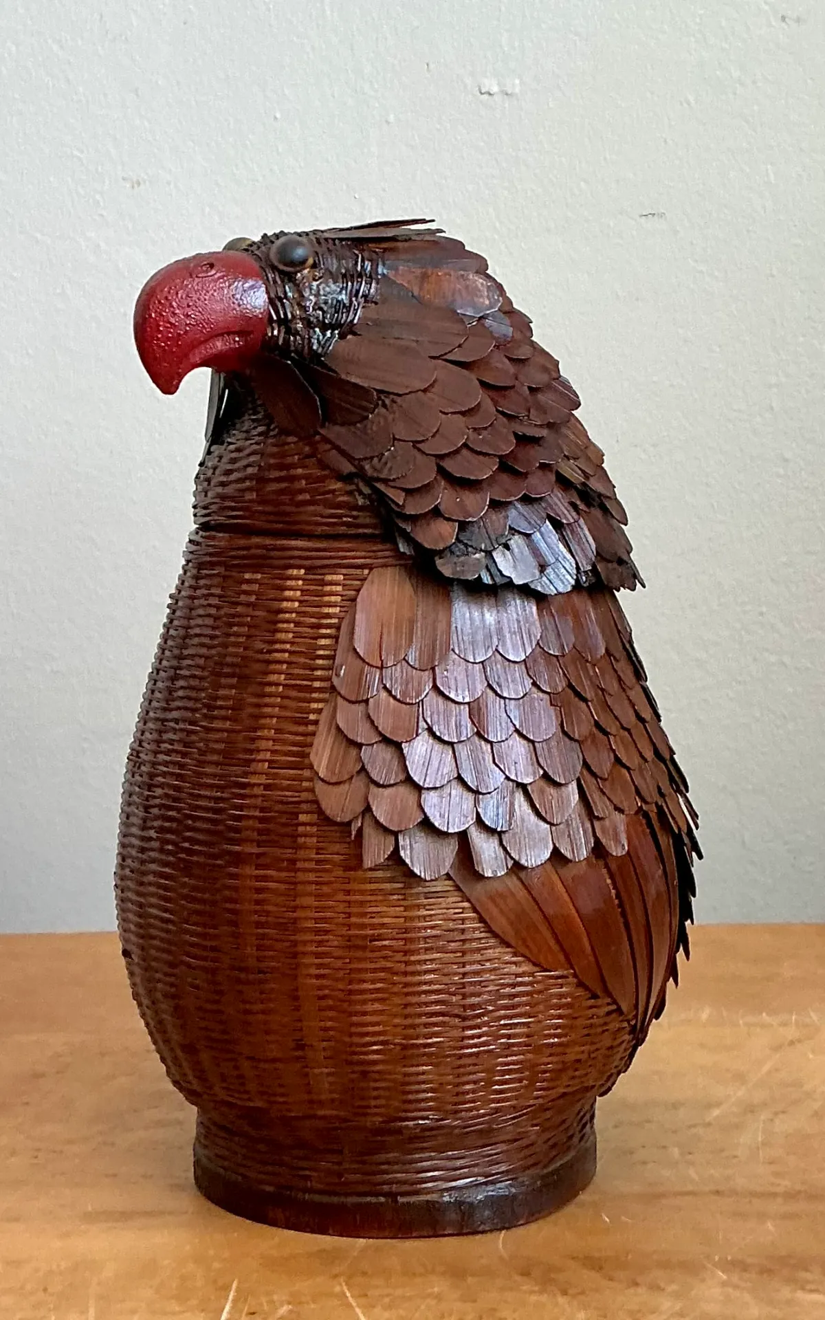 Vintage Shanghai Weave Parrot Basket - Bottom view