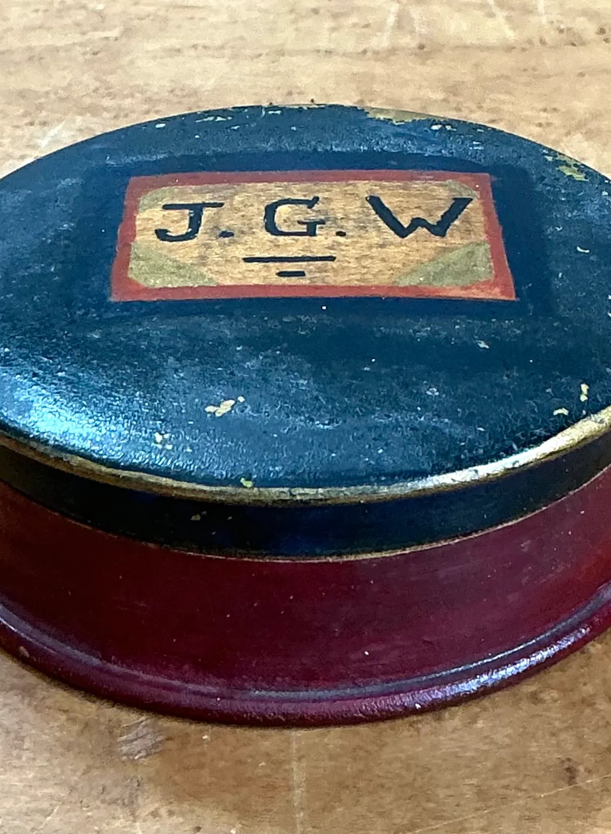 Vintage J.G.W. Painted Trinket Box - Back view