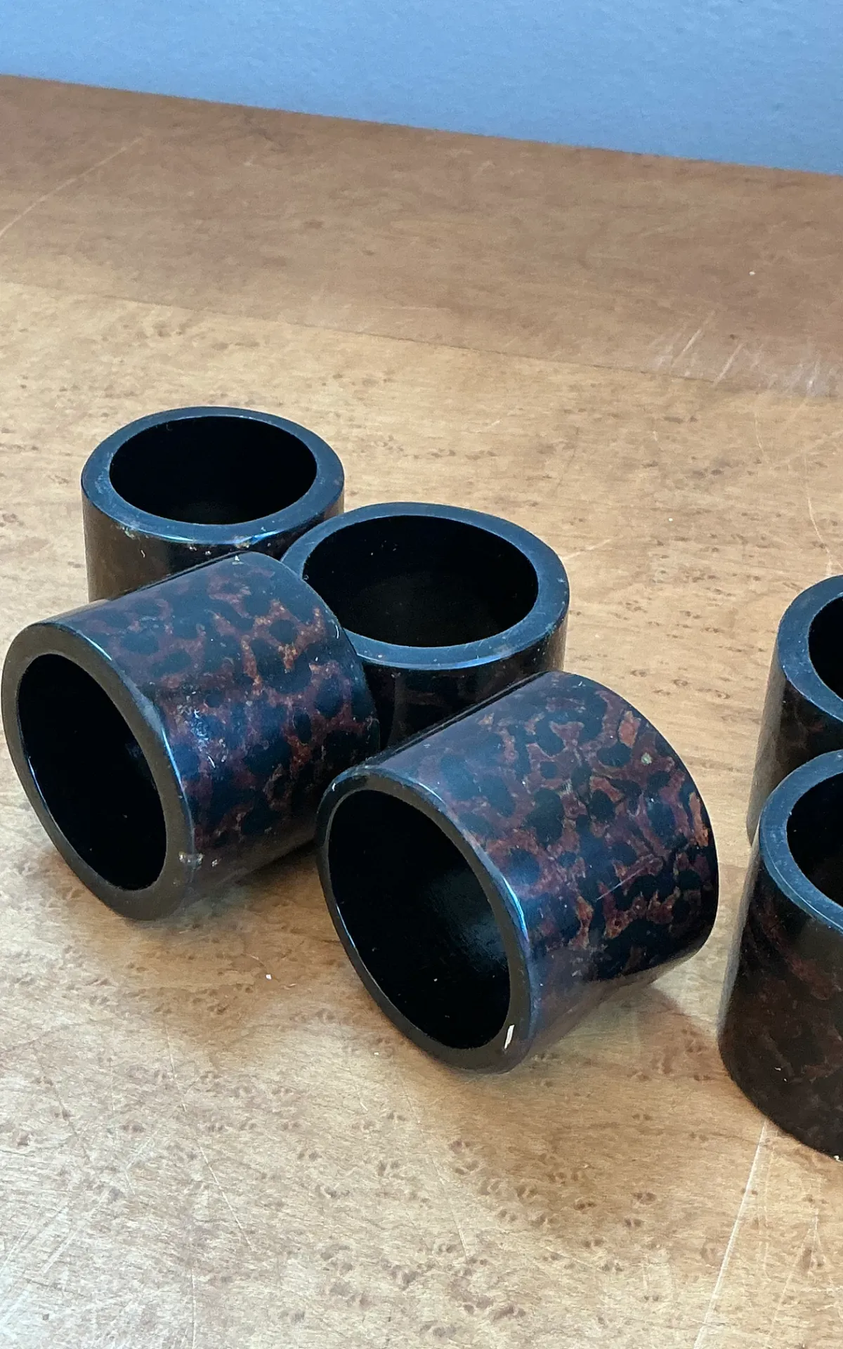 Vintage Tortoiseshell Style Napkin Rings - Set of 8 - Side view