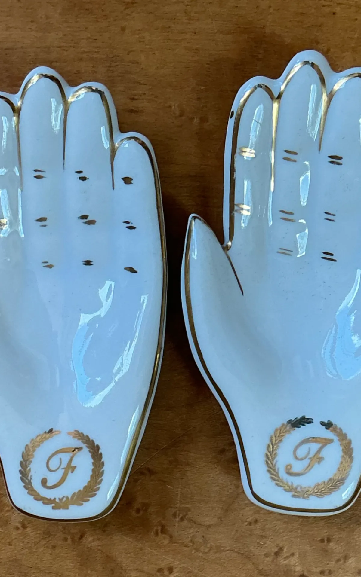 Vintage Styron China Porcelain Hand-Shaped Trinket Dishes - Close-up view