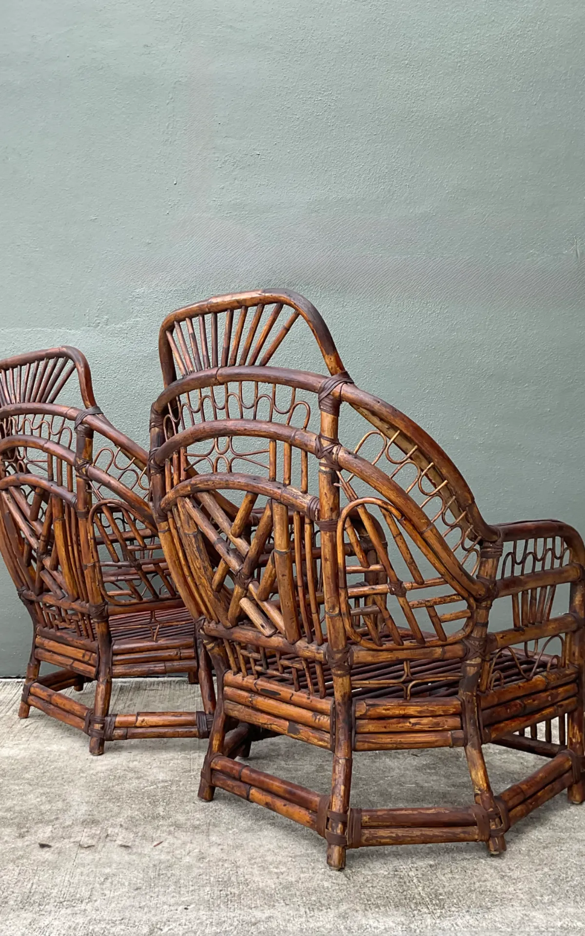 Vintage High Back Brighton Rattan Lounge Chairs - A Pair - Interior view