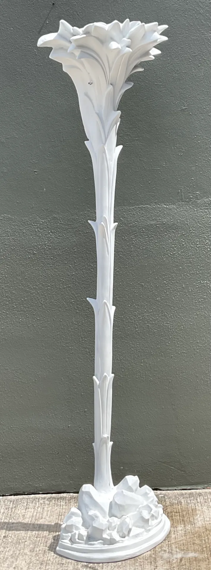Vintage Ecoplaster Palm Torchere After Serge Roche - Close-up view